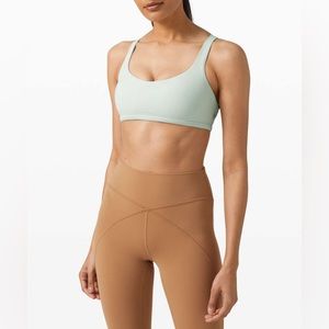 Lululemon Free to be Wild Sports Bra